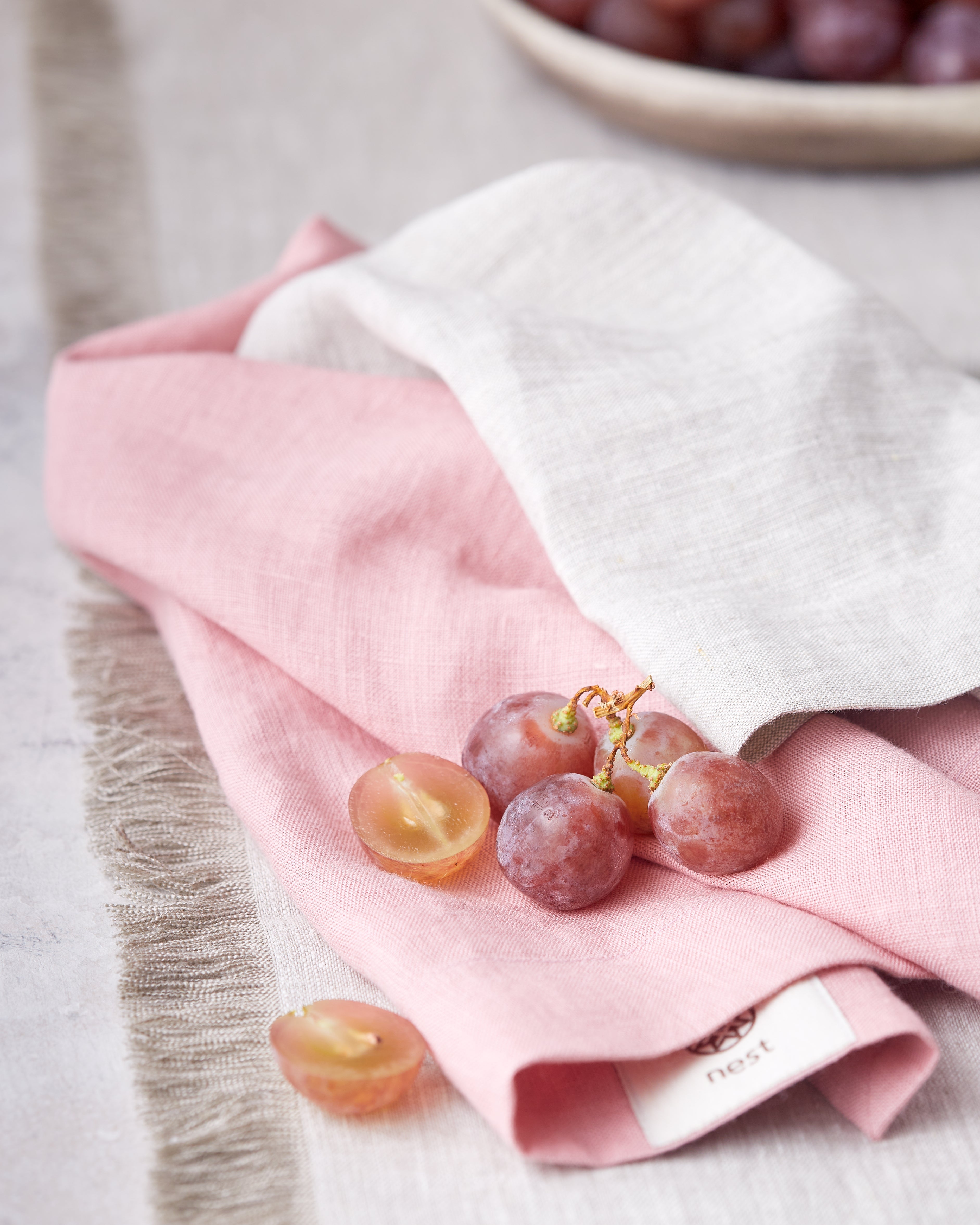 Linen Bundle: Runner with Fringe & 4 Napkins